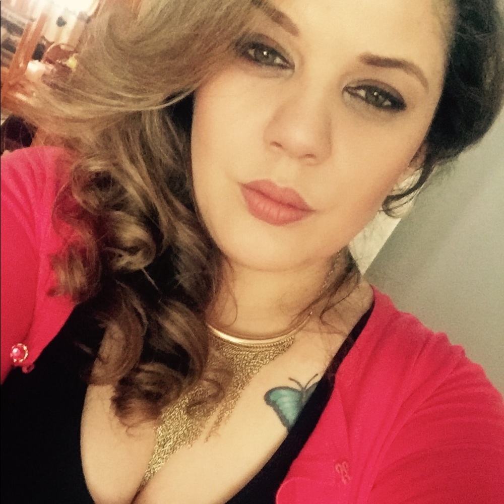 Meet your Posher, Rocio